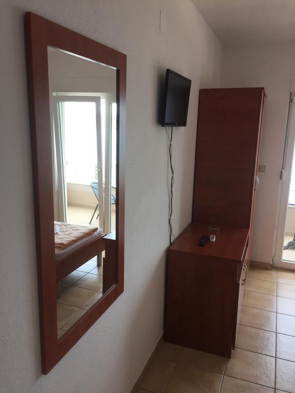 Apartments Kristic نيوم المظهر الخارجي الصورة